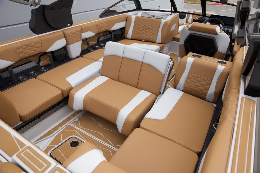2025 Malibu Boats 24 MXZ
