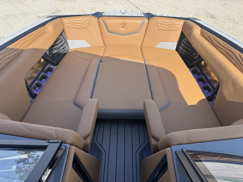 2025 Nautique Super Air Nautique G25