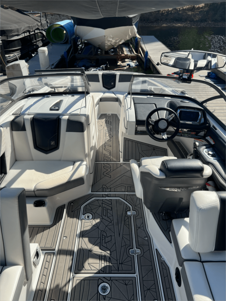 2016 Nautique Super Air G23 – Excellent Condition &amp; Loaded