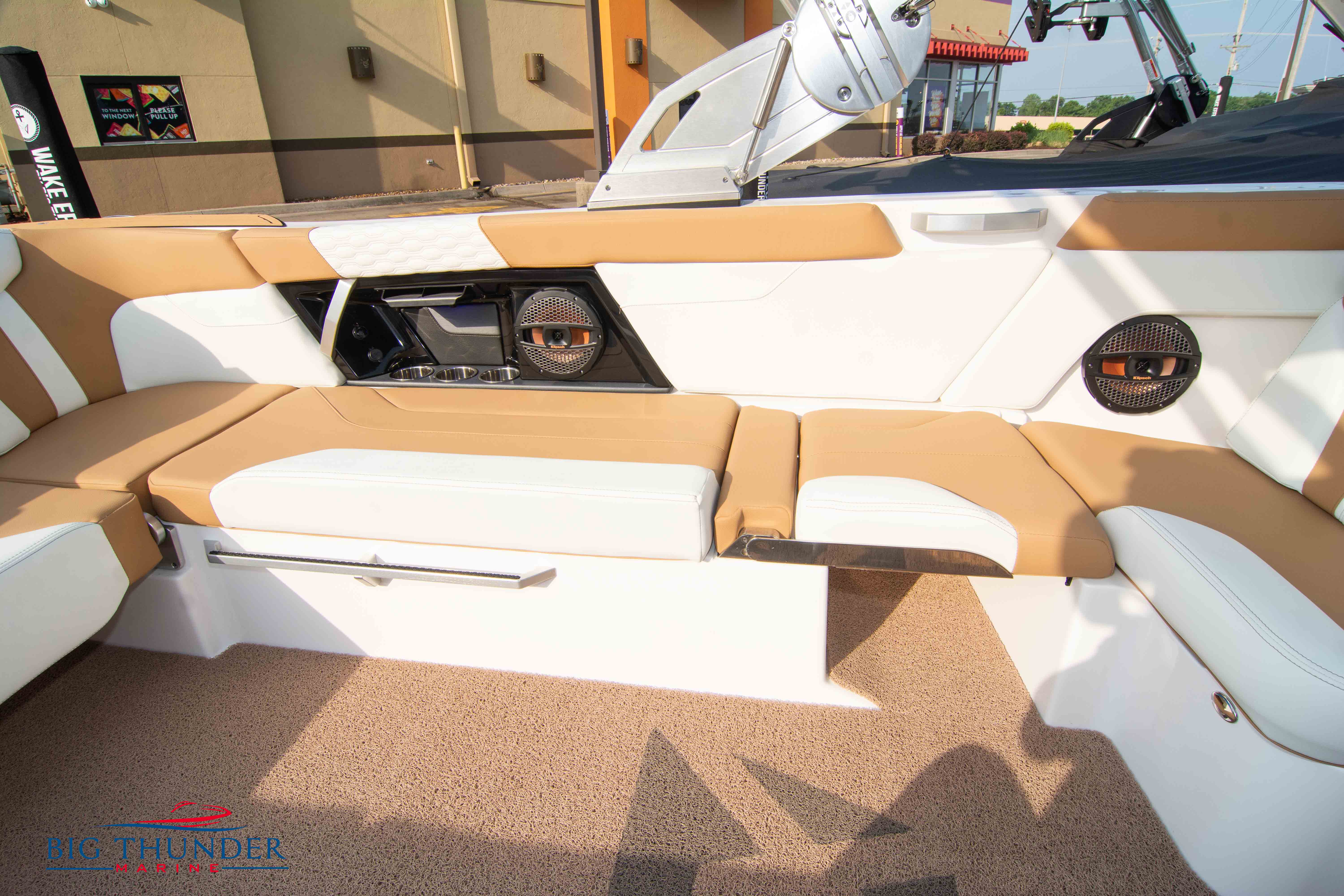 2023 Mastercraft XT24