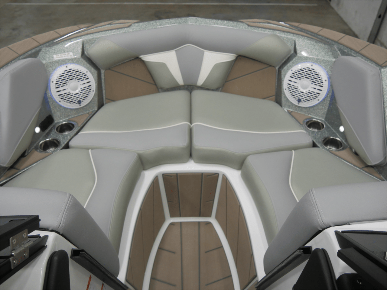 2025 Centurion Fe22 – Olive Pewter Metal Flake
