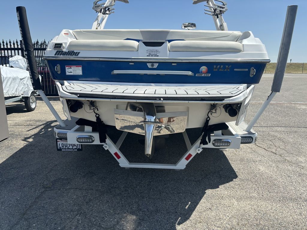 2017 malibu boats 22-VLX