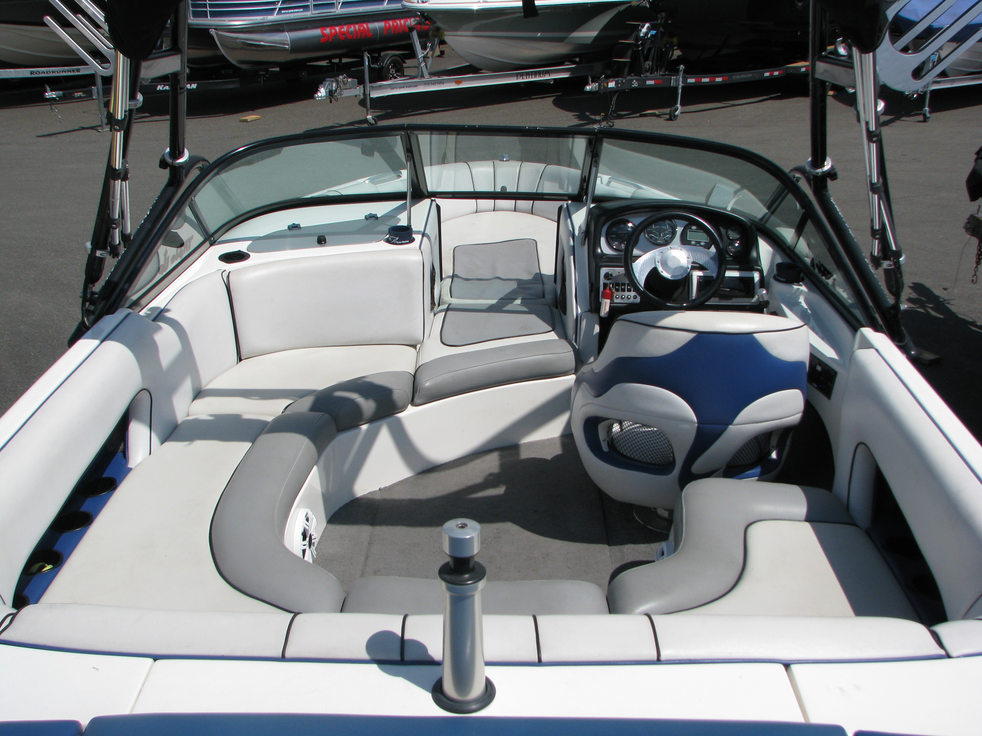 2005 MB B52-21 Triple Up