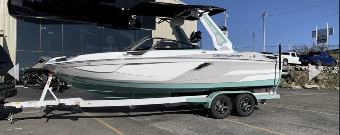 2022 Centurion Ri230 Loaded w/Thruster