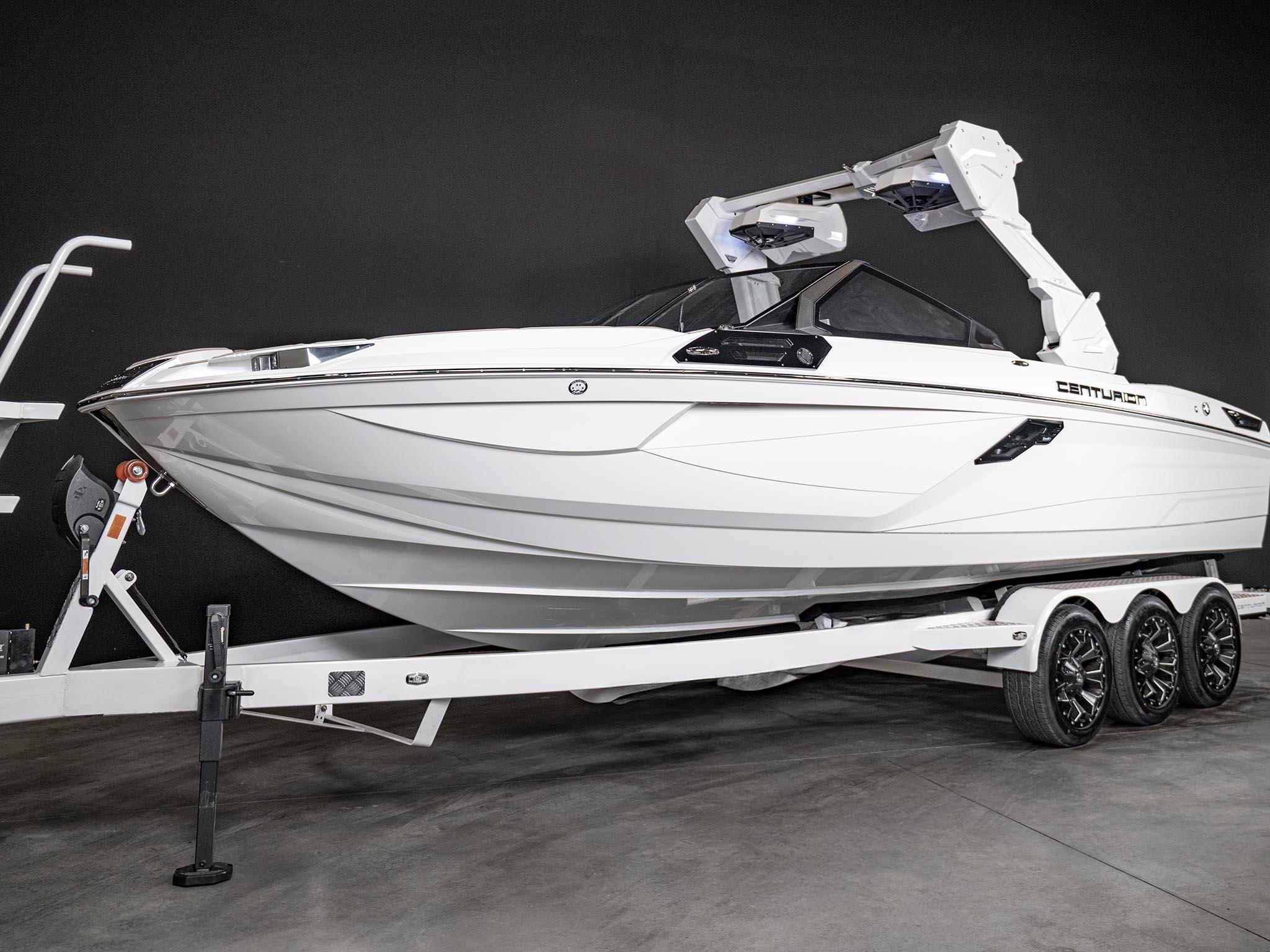 boat.Title