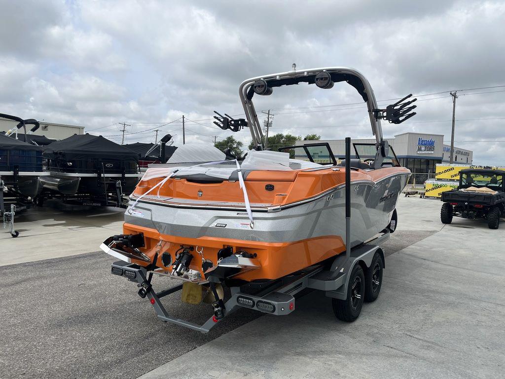 2024 Mastercraft NXT23