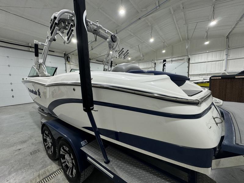 boat.Title
