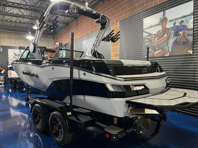 NEW 2024 MasterCraft NXT20