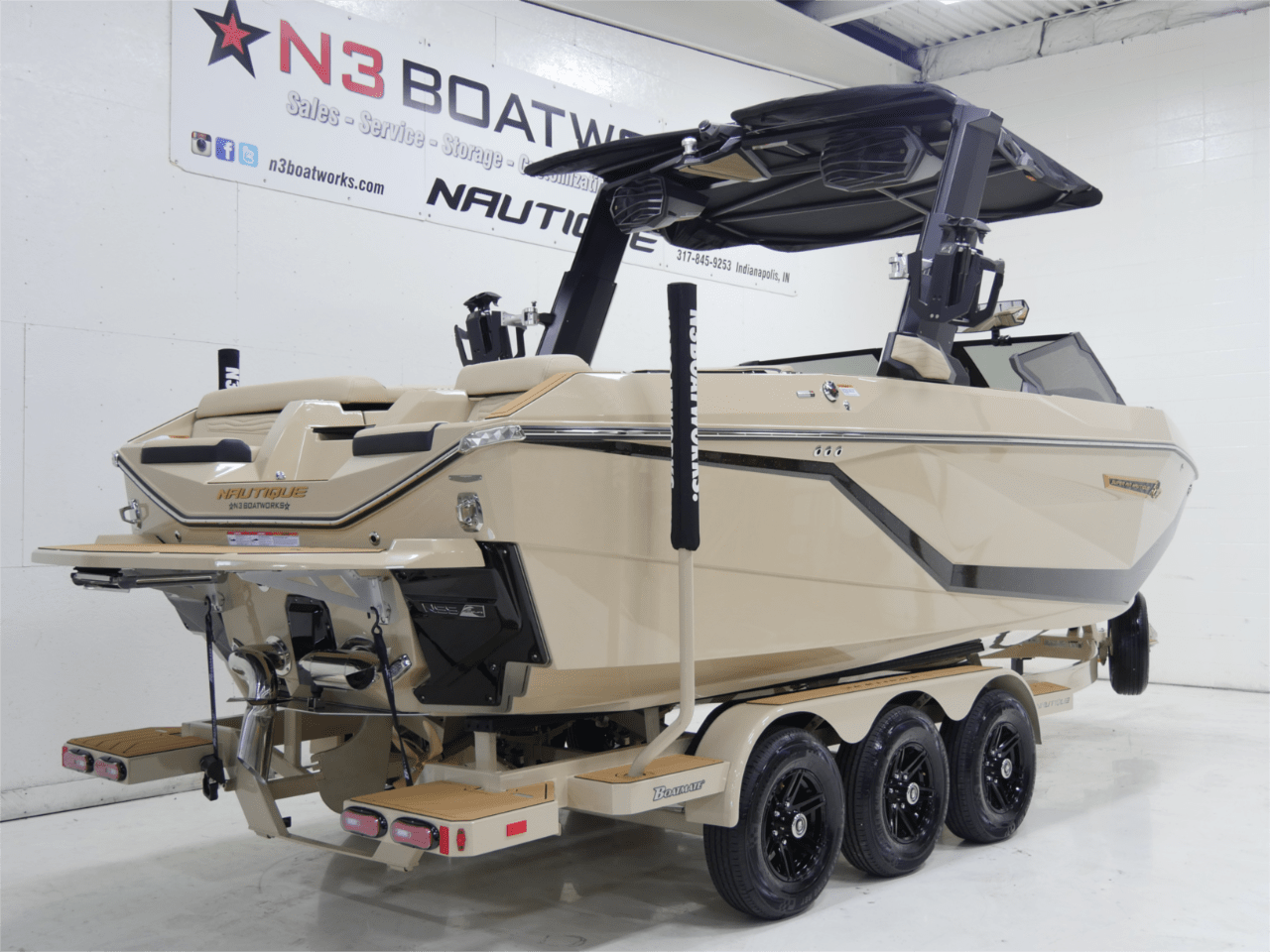 2025 Nautique G23 &#8211; Centennial Flake/Sahara