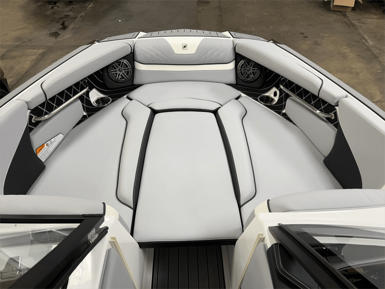 MEMORIAL DAY SALE!!! 4.3 HOURS ** 2022 NAUTIQUE GS24 *** TRAILER * SALE*** Icon