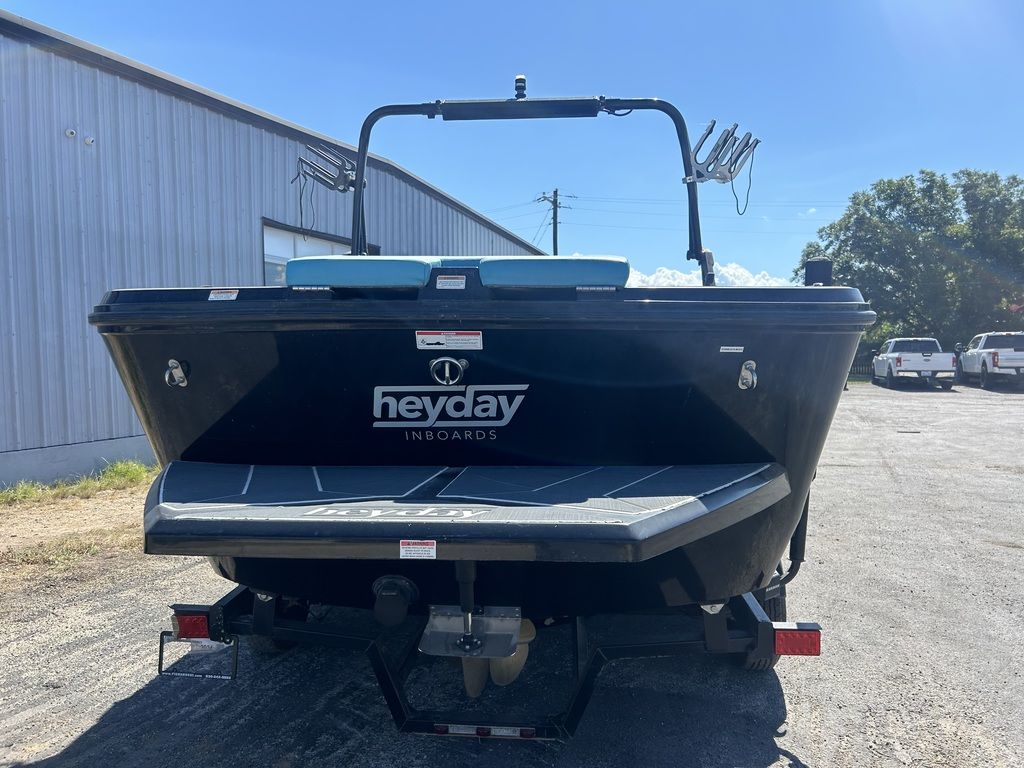 2017 Heyday Wake Boats WT-2
