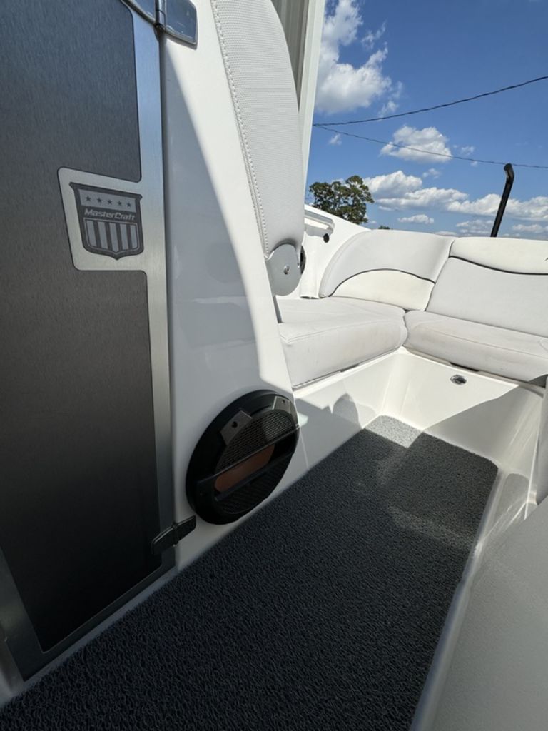2018 MasterCraft X23 Icon