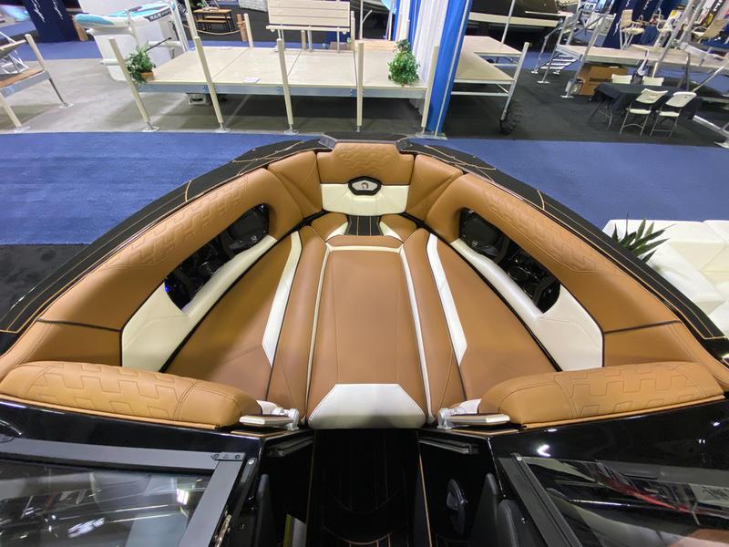 2024 Centurion Ri245 NEW Predator Tower! ZZ6 465HP Trailer included Contact for Sale pricing