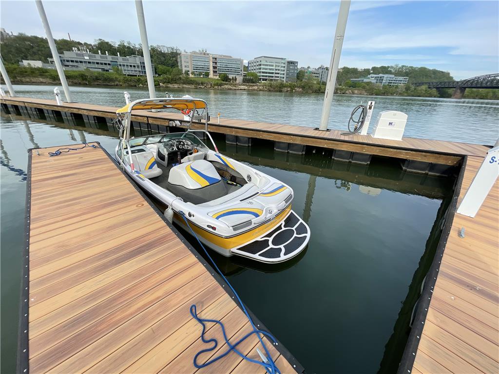 2007 Ski Nautique 206