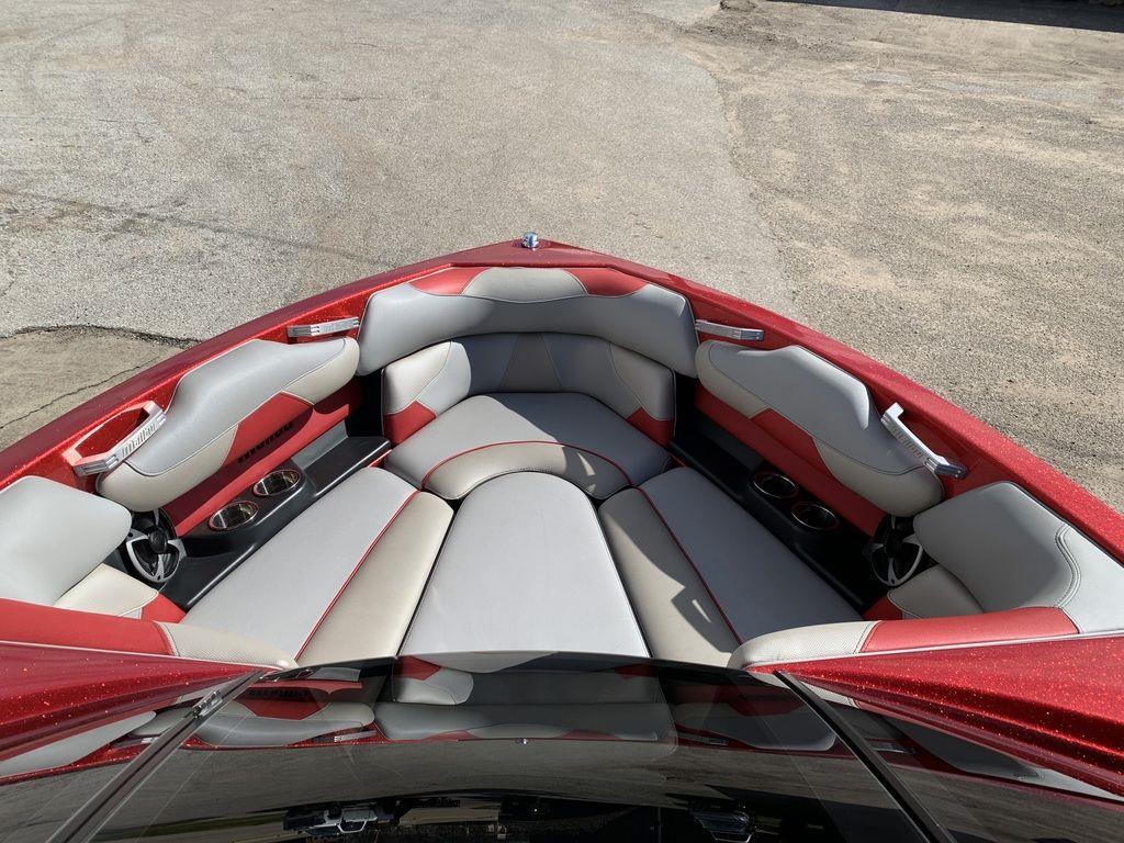 boat.Title