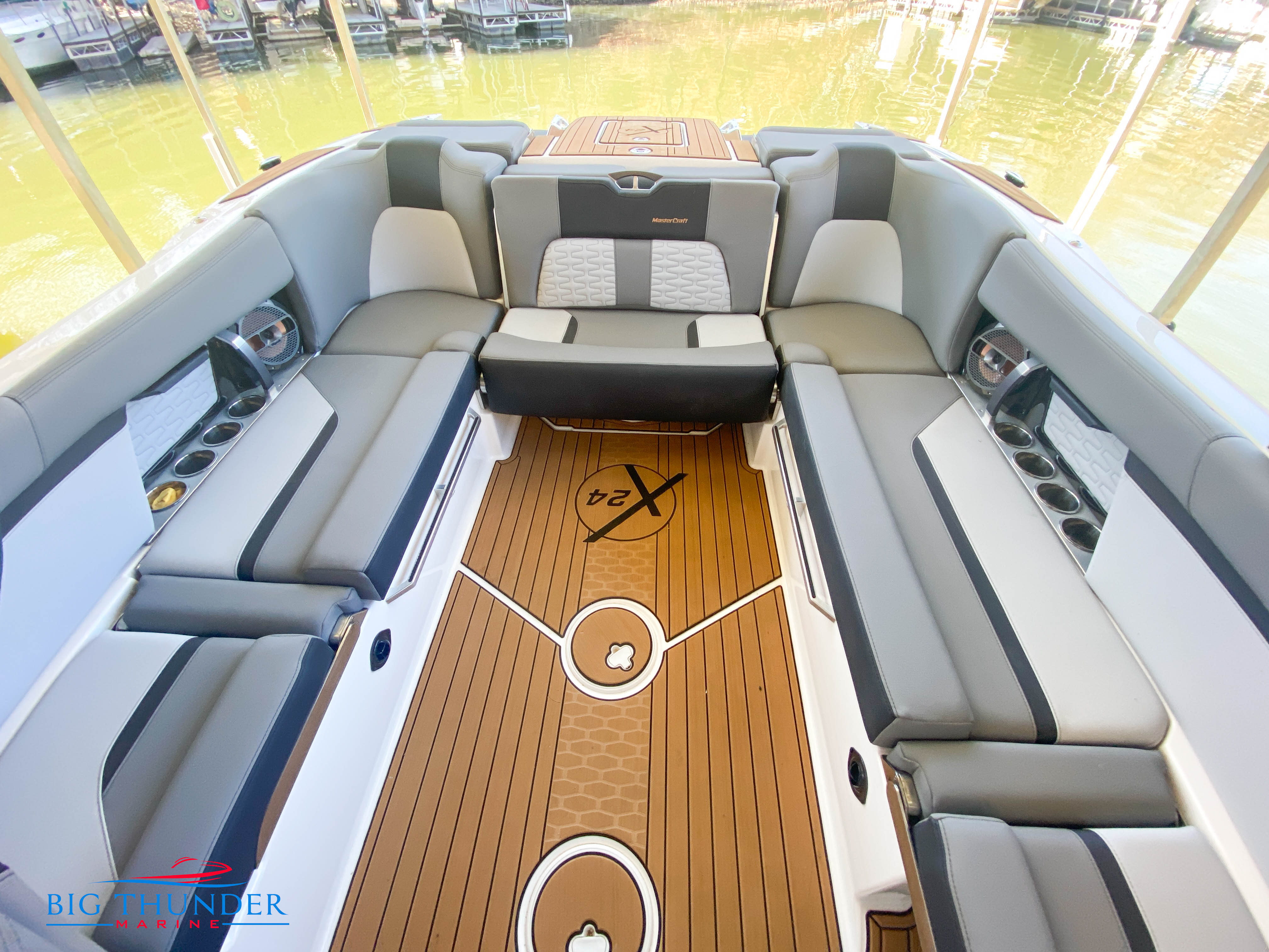 2022 Mastercraft X24