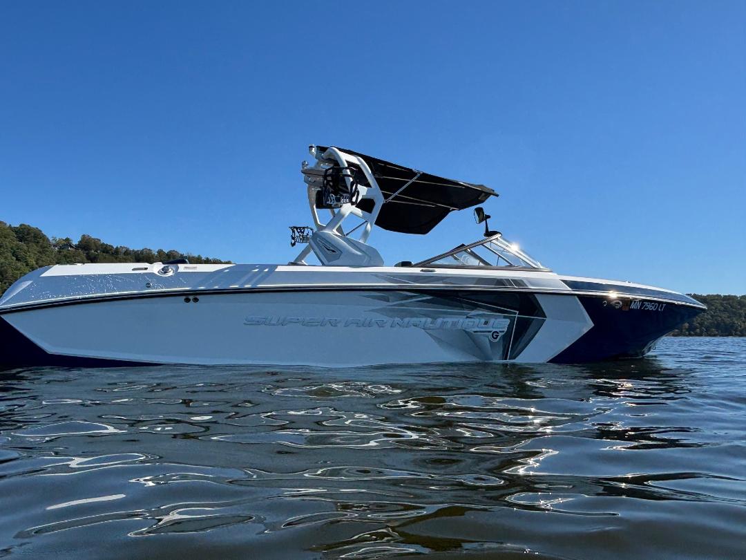 2017 Nautique G25 – Low Hours, Amazing Condition