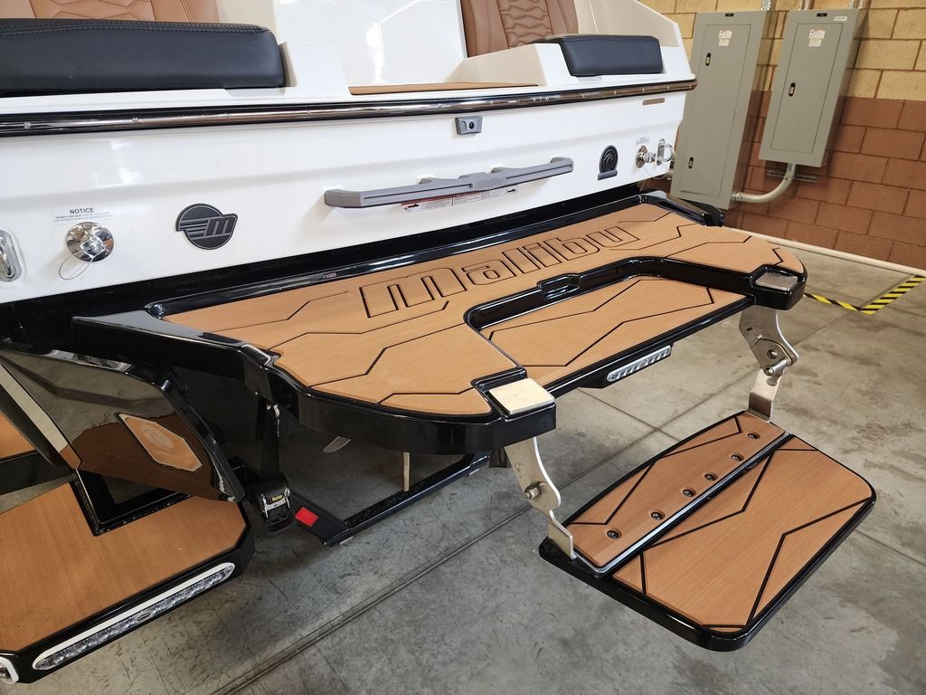 2025 Malibu Boats 24 MXZ