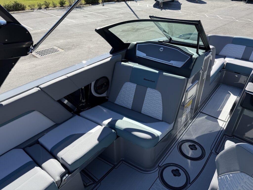 2025 MasterCraft X24