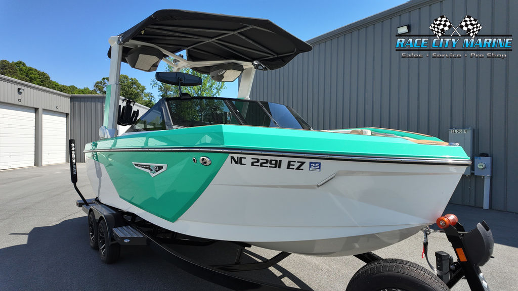 2022 Nautique S23