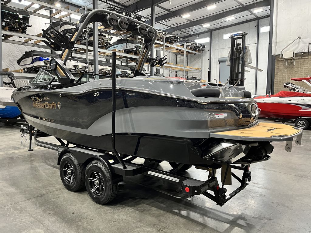 2024 MasterCraft X24