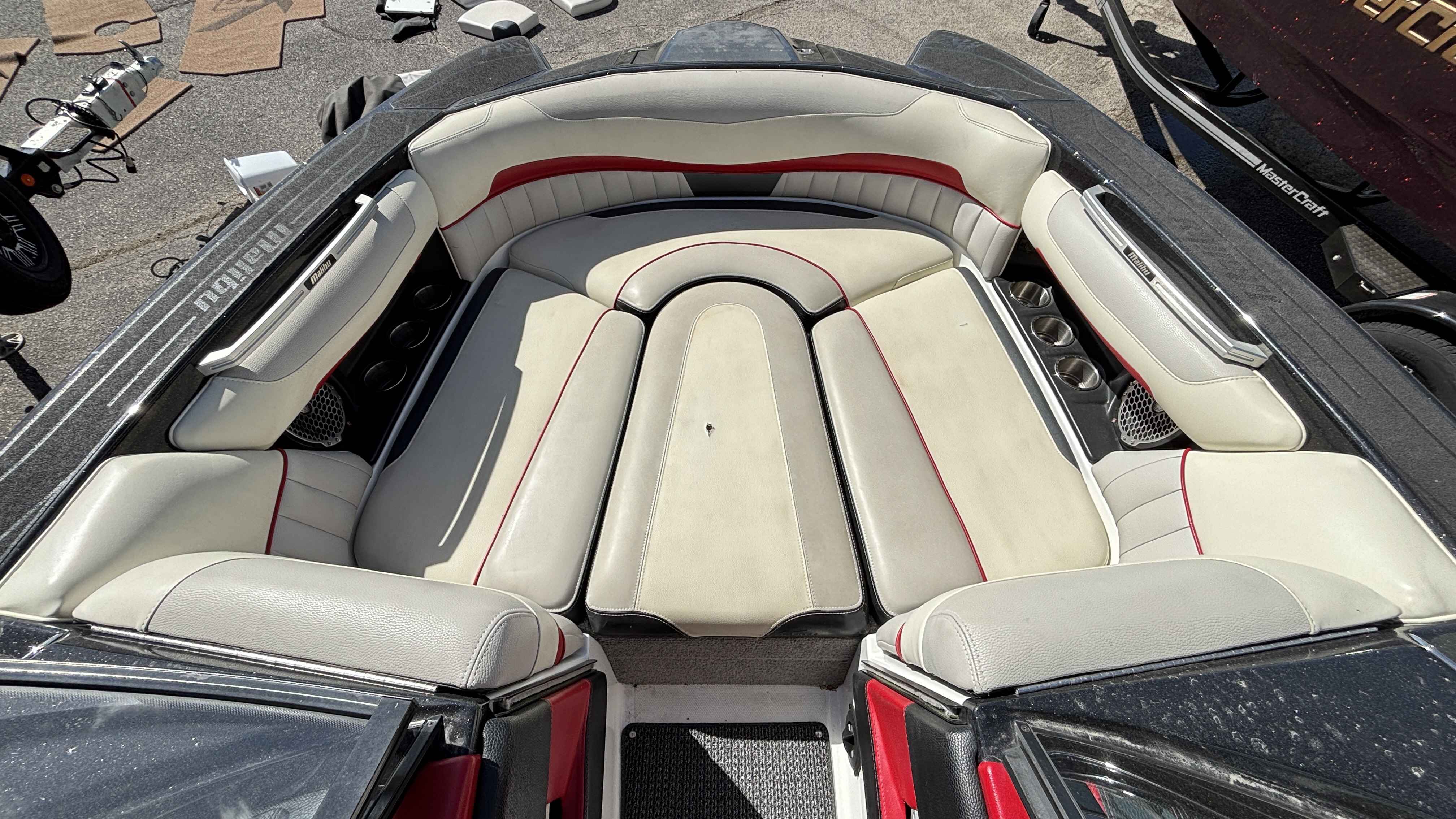 2015 Malibu 22 MXZ