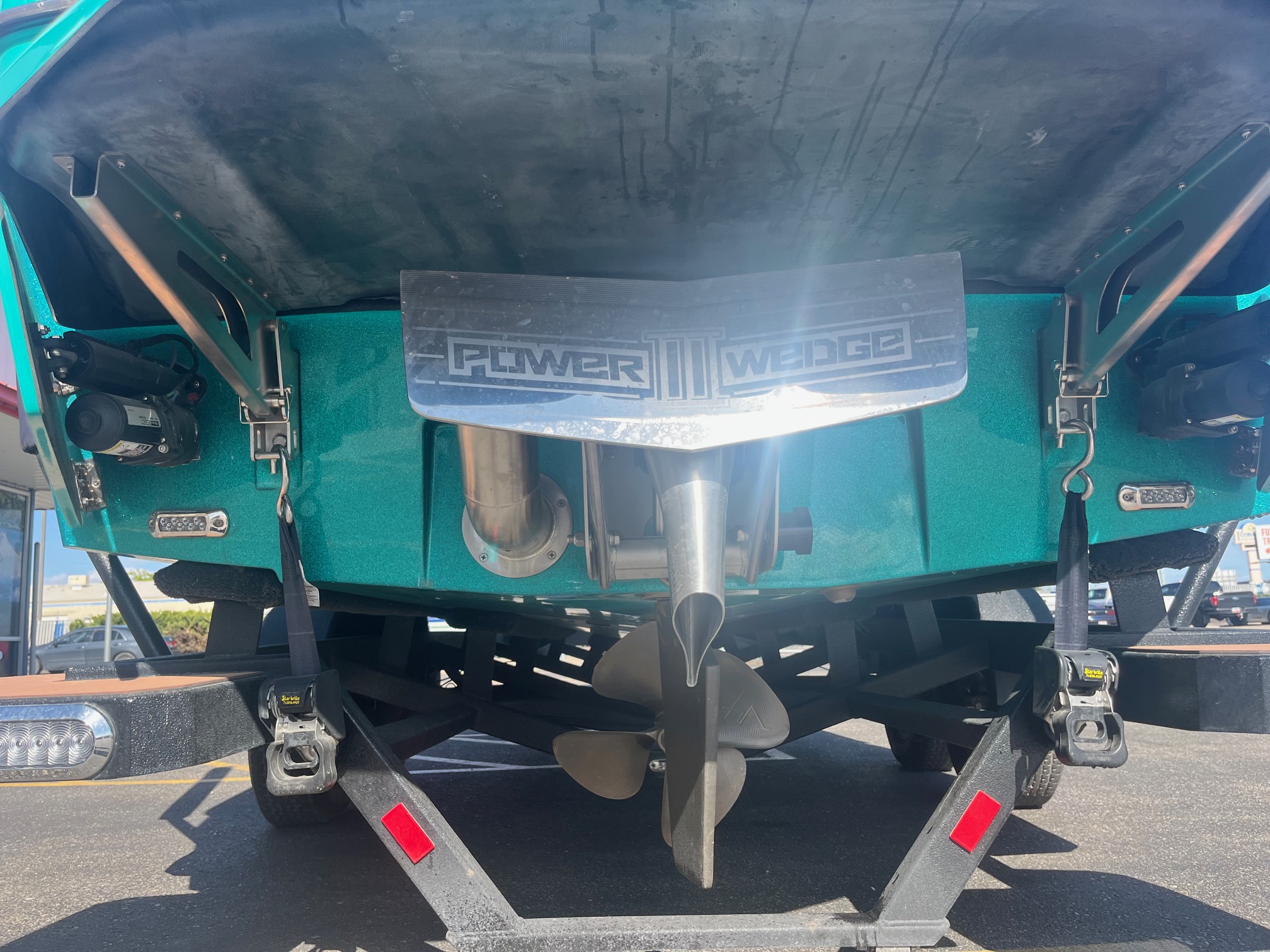 2023 Axis T250