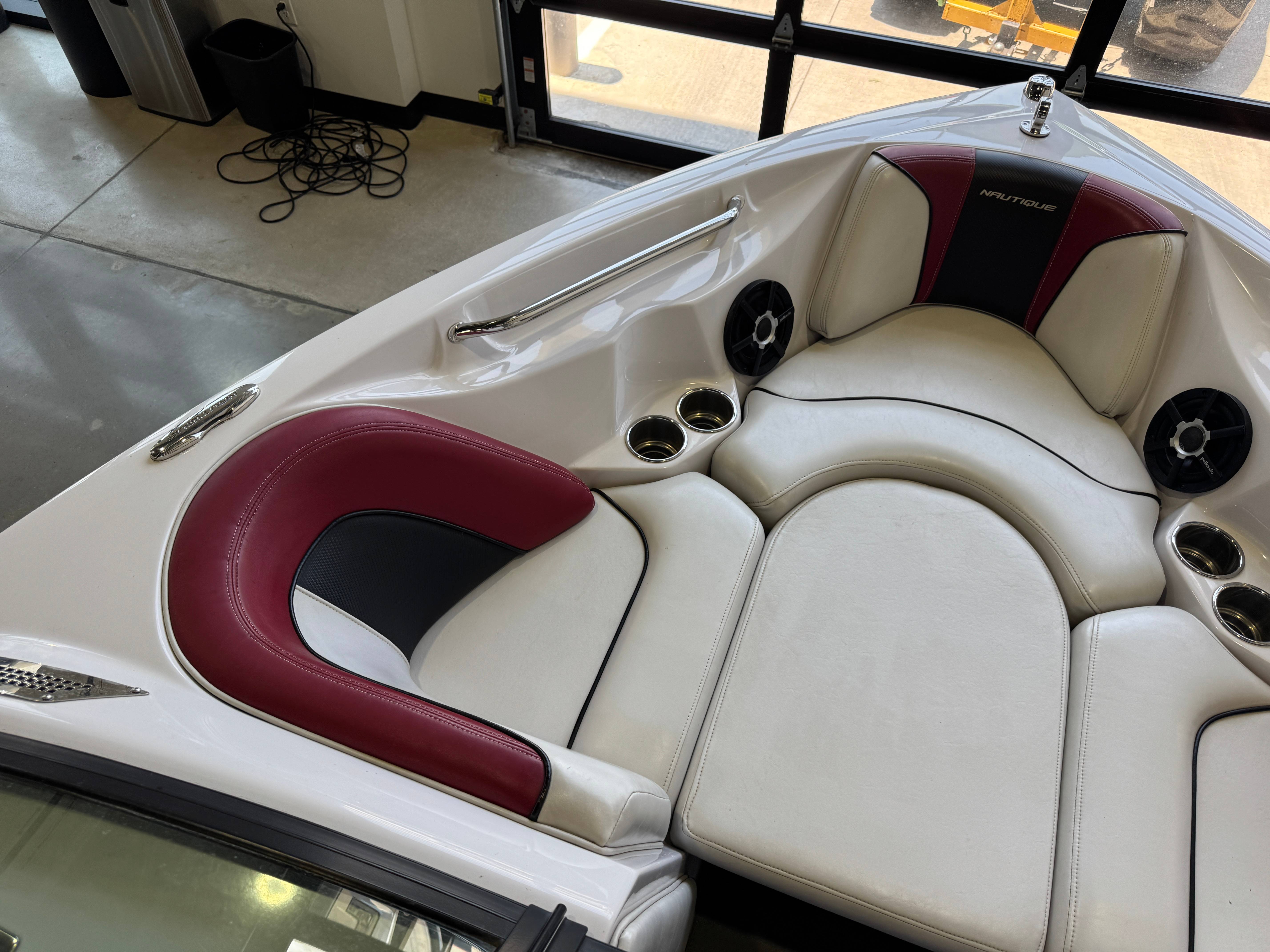 2010 Nautique SUPER AIR NAUTIQUE 210