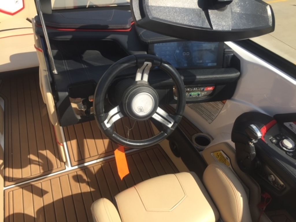 2019 Nautique Super Air Nautique G21