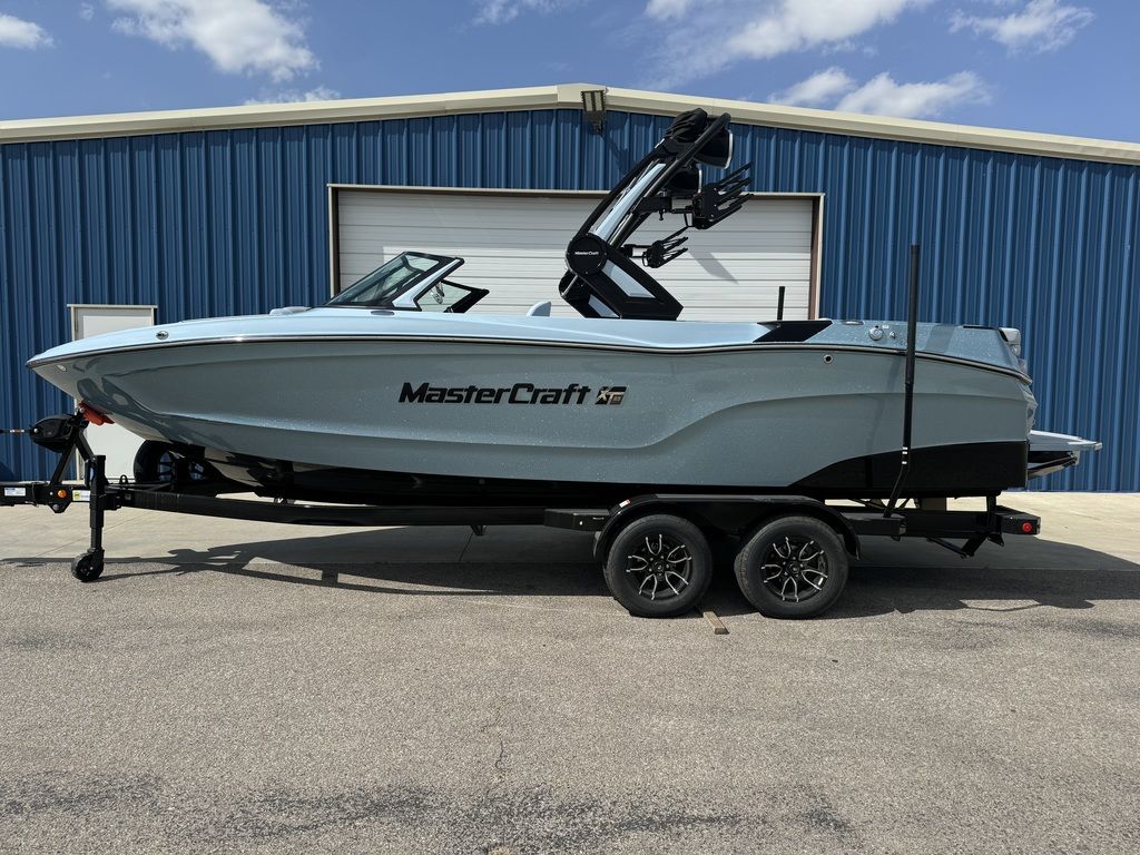 2025 MasterCraft XT23
