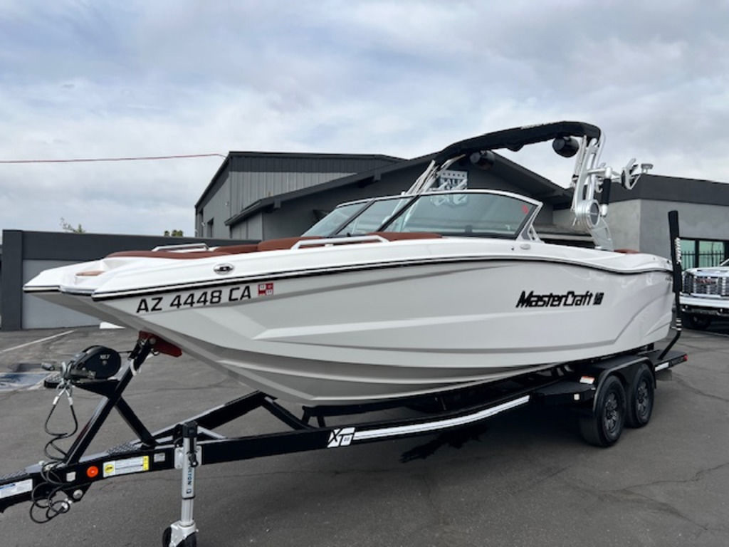 2019 Mastercraft XT22