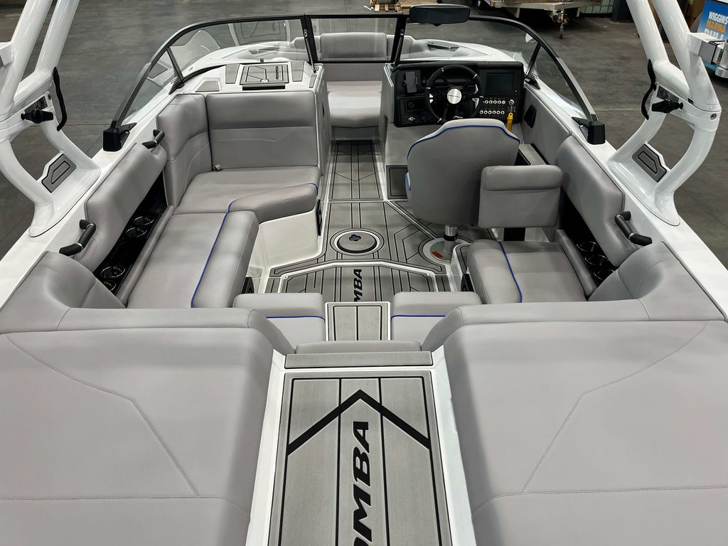 2025 MOOMBA Mondo