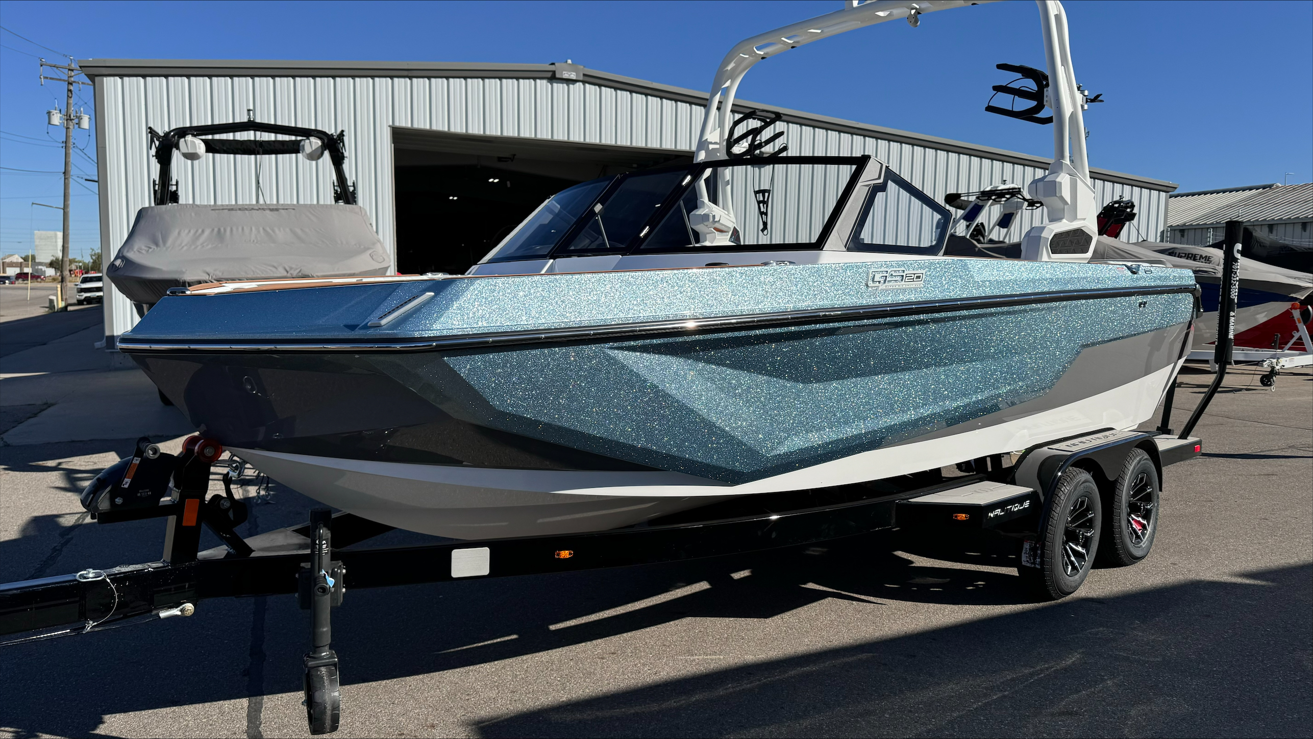 boat.Title