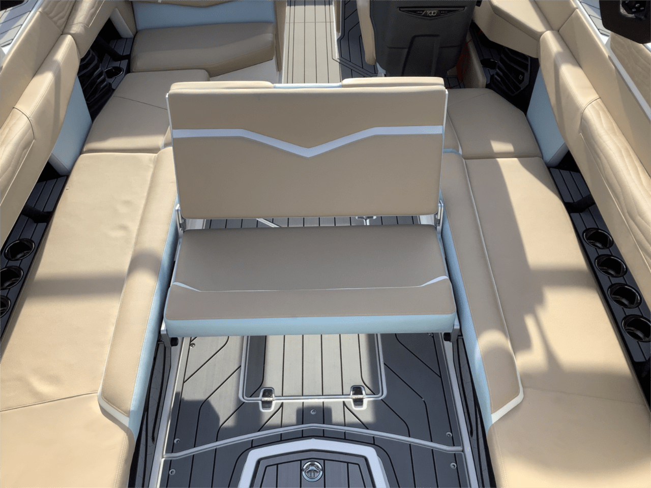 2025 Nautique G25