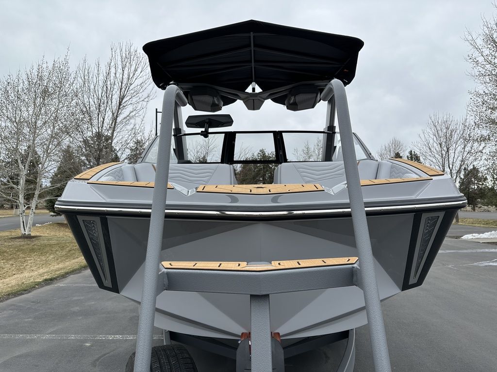 2025 Nautique Super Air Nautique G23