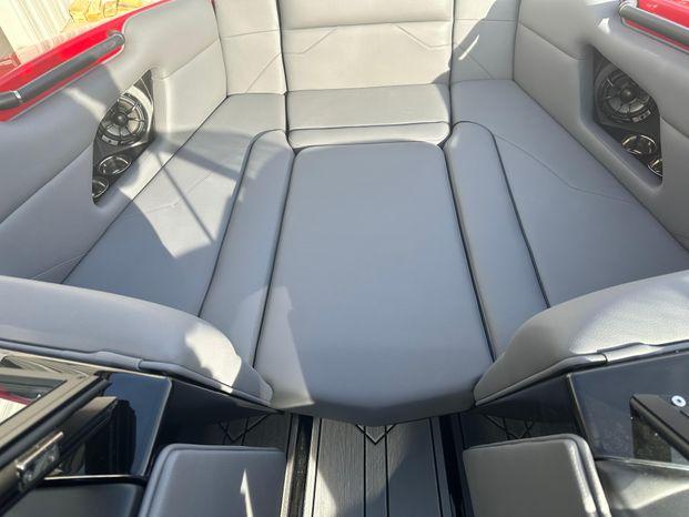 2024 Moomba Mojo