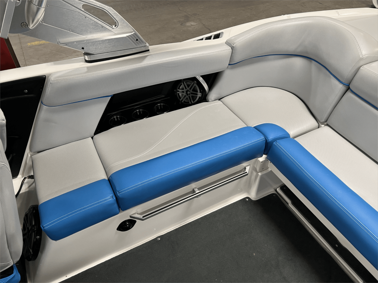 2017 Mastercraft XT23 | 209094