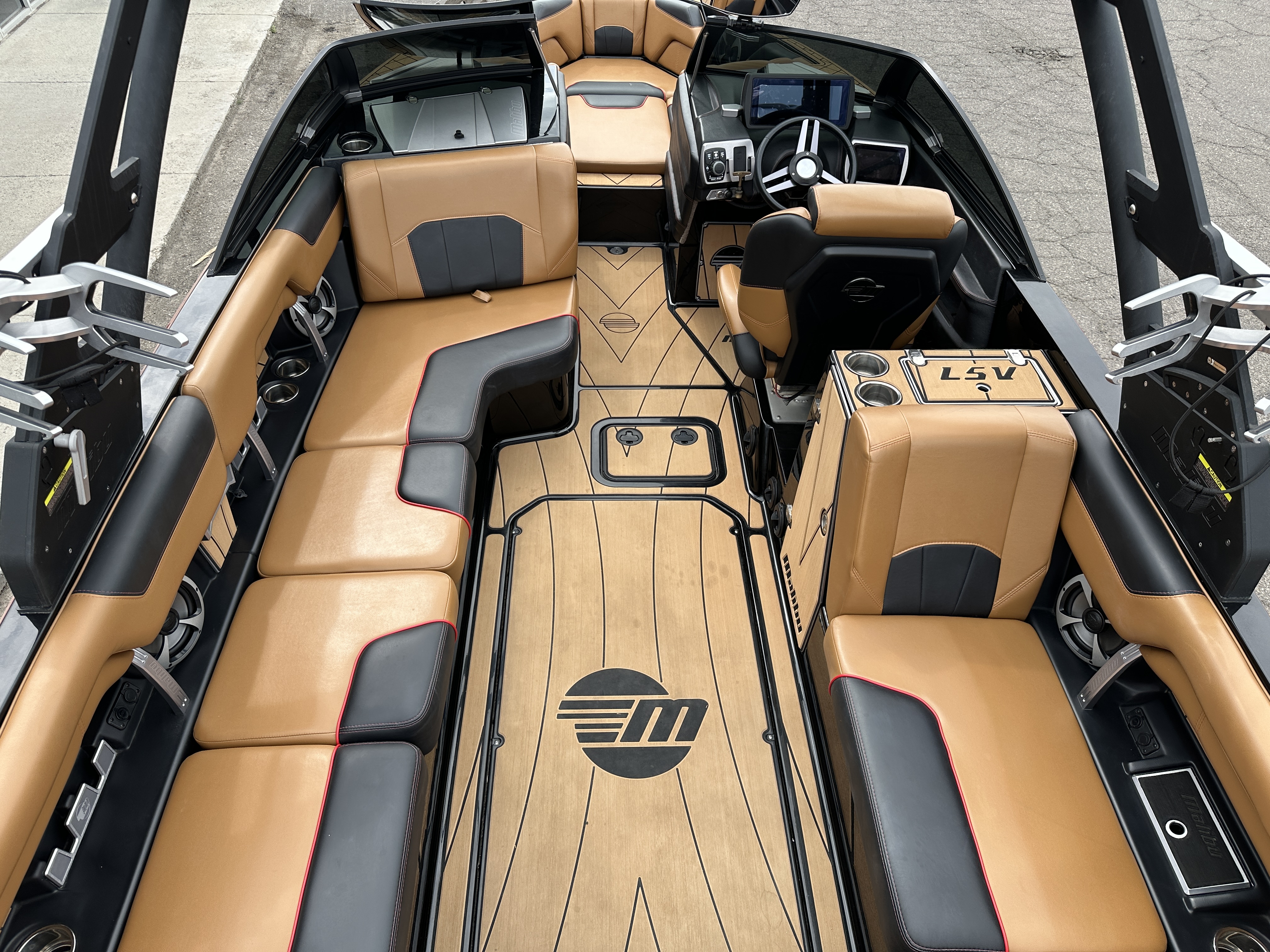 2019 Malibu Wakesetter 25 LSV