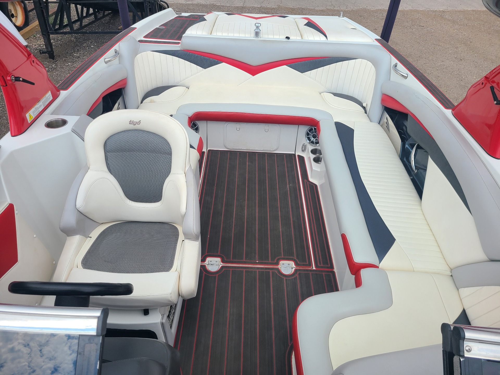  TIGE RZ4