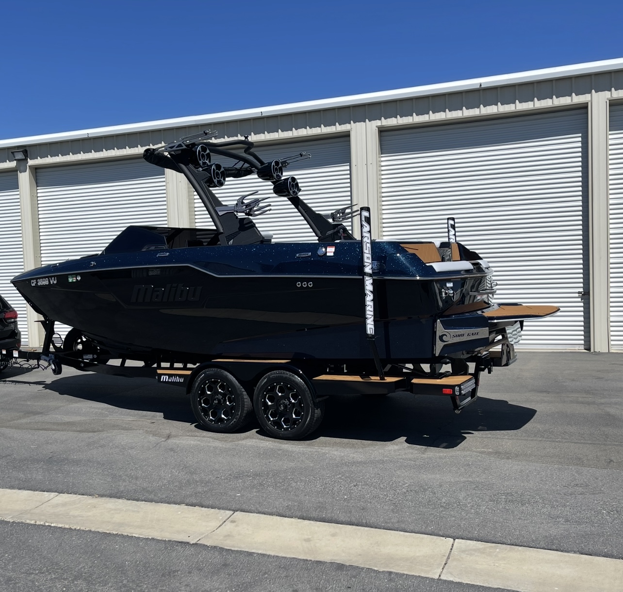 2021 Malibu M220