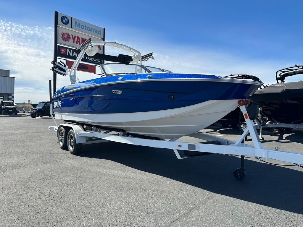 2024 Supreme Boats S220