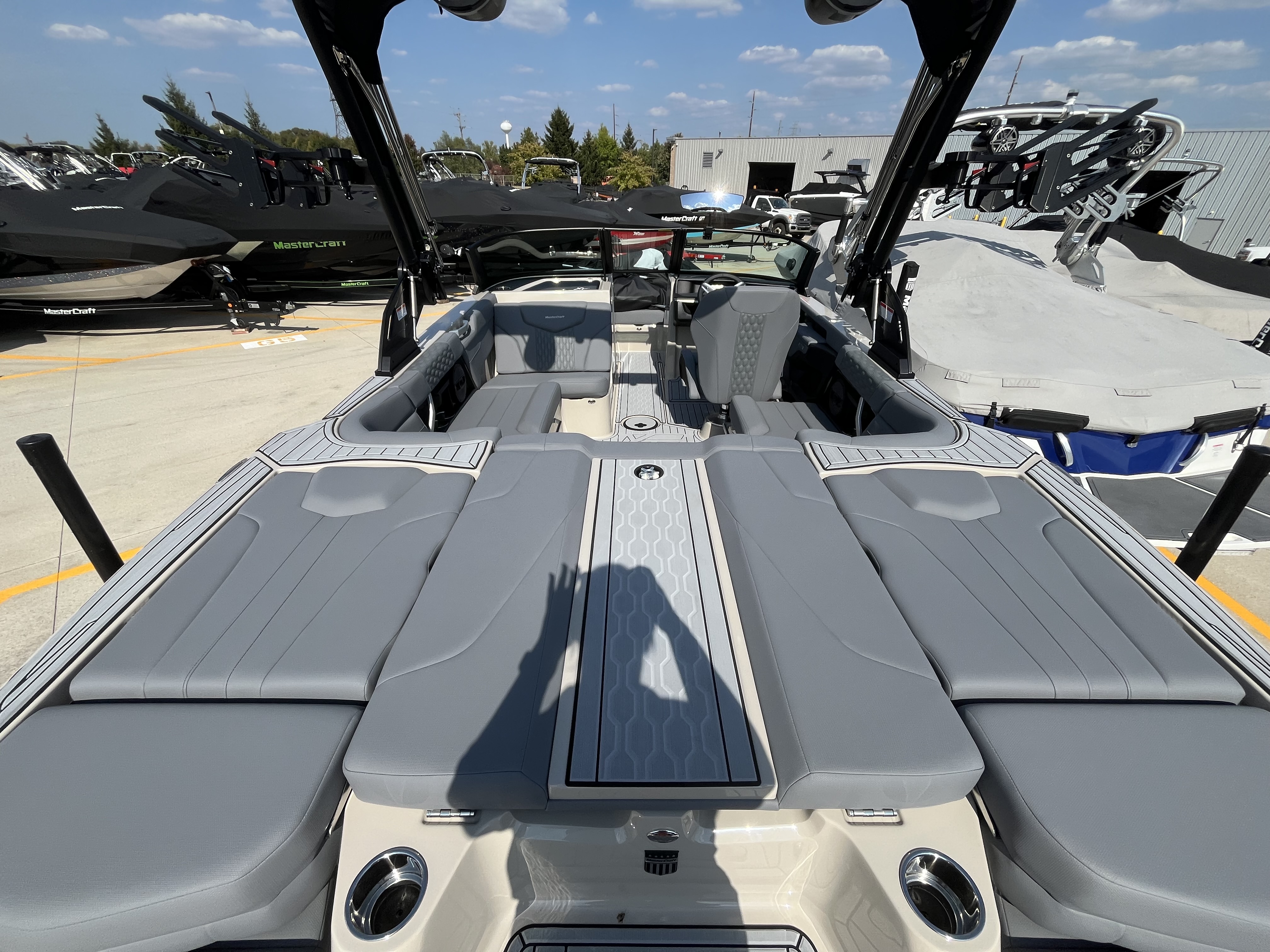 2025 MasterCraft XT20