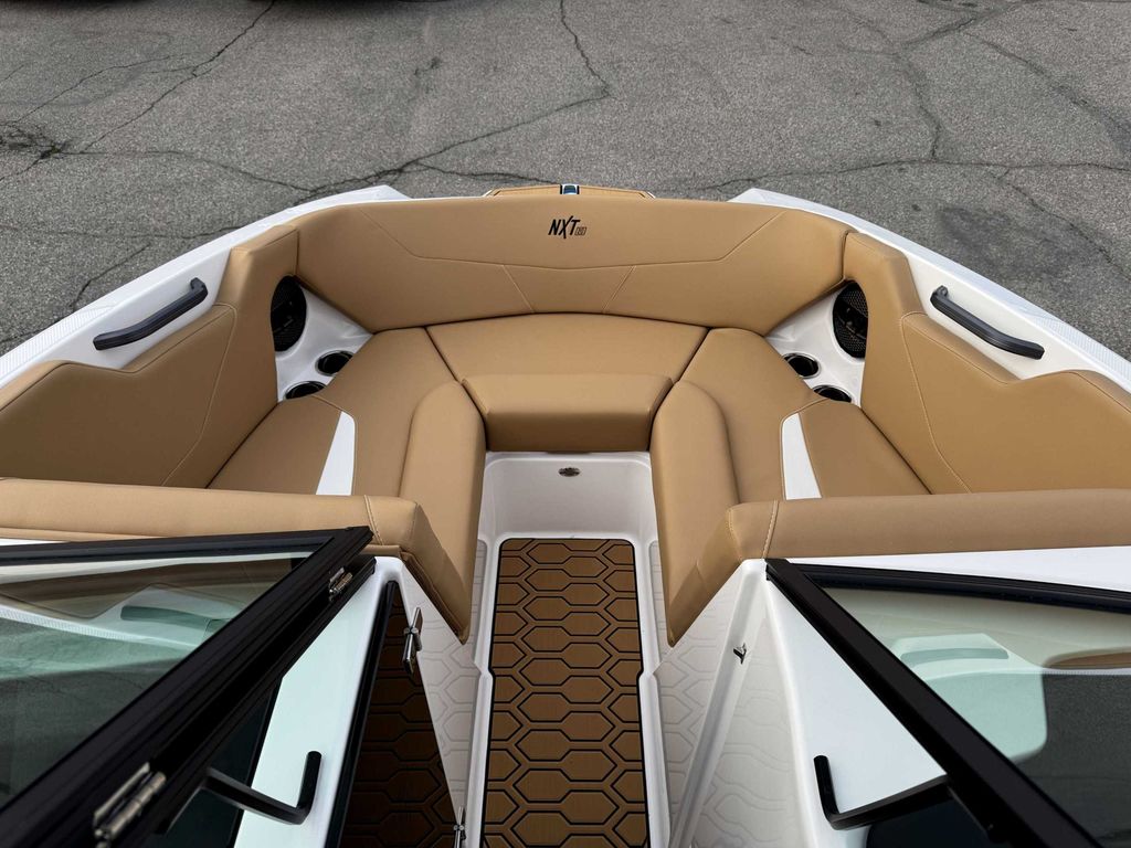 2025 MasterCraft NXT20