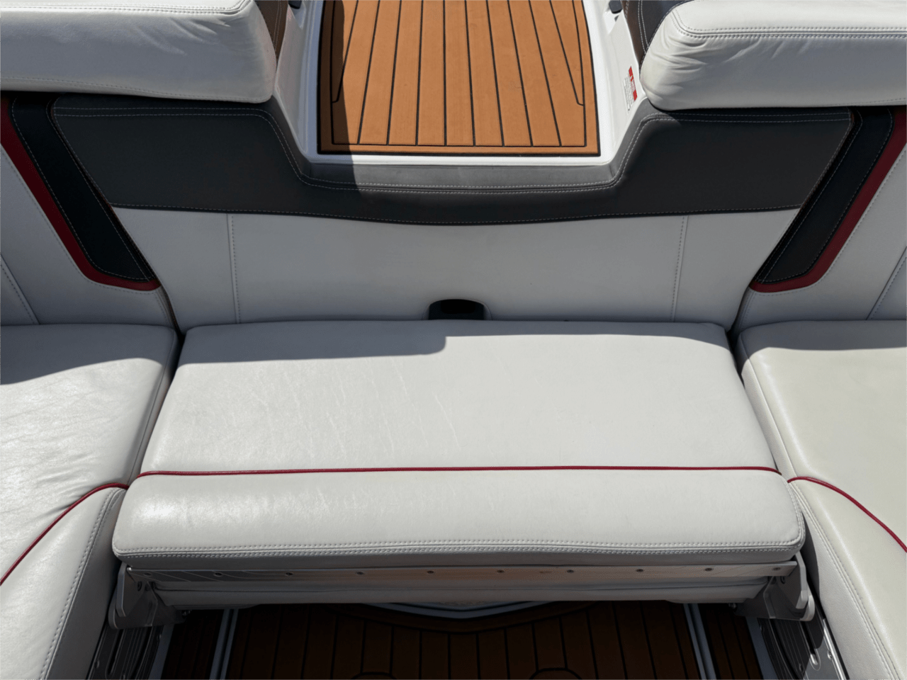 2015 23&#8242; Super Air Nautique &#8220;G23&#8221;