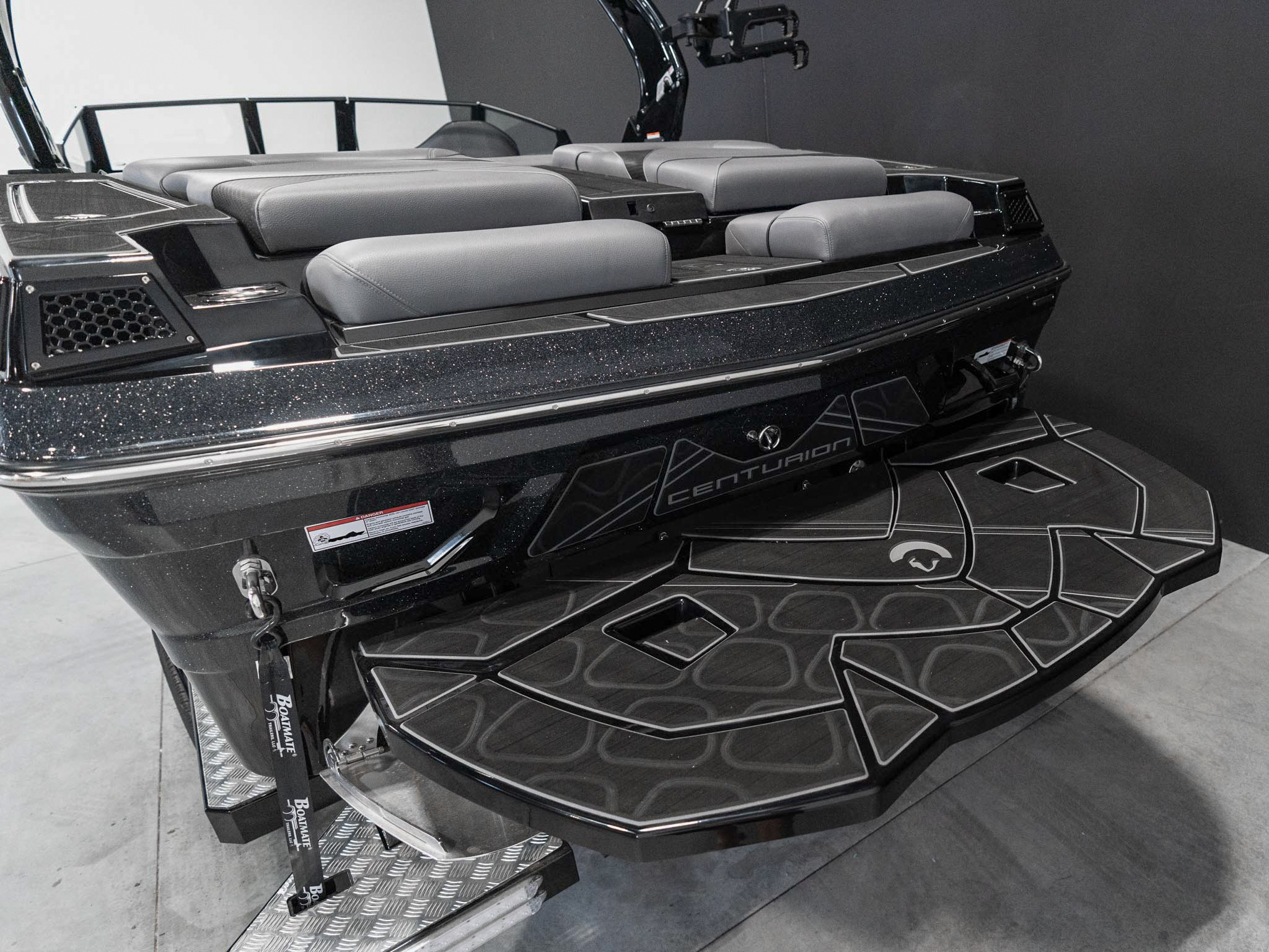 2025 Centurion Fe23 – Black / Black Flake