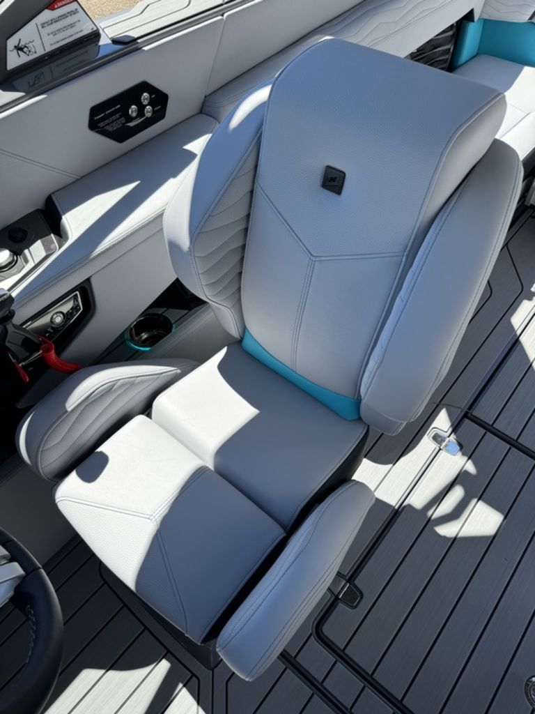 2025 Nautique Super Air Nautique G23 Icon