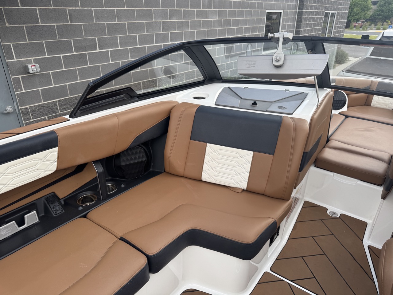 2023 Malibu 25 LSV LT4 Supercharged Well optioned