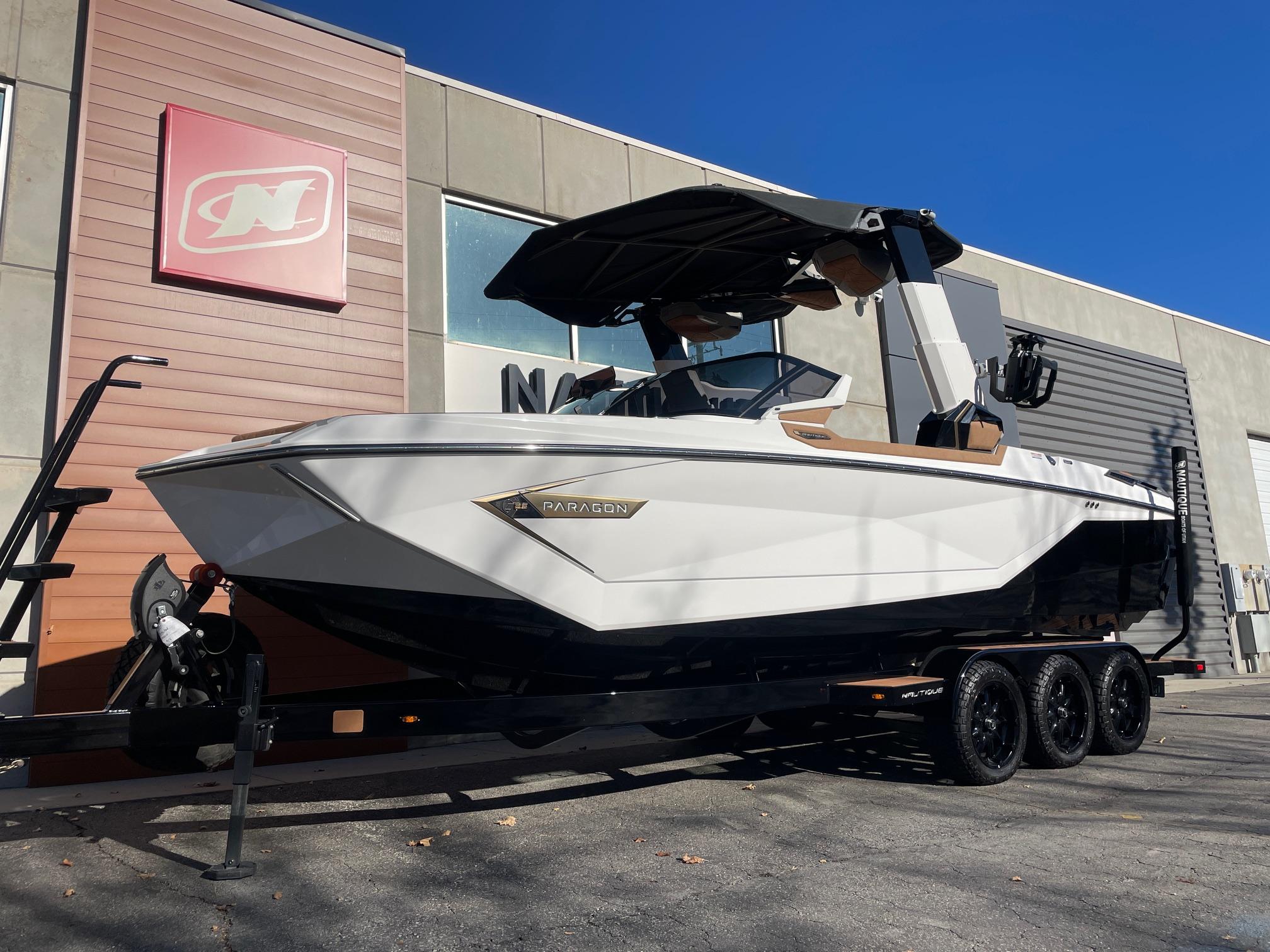 boat.Title