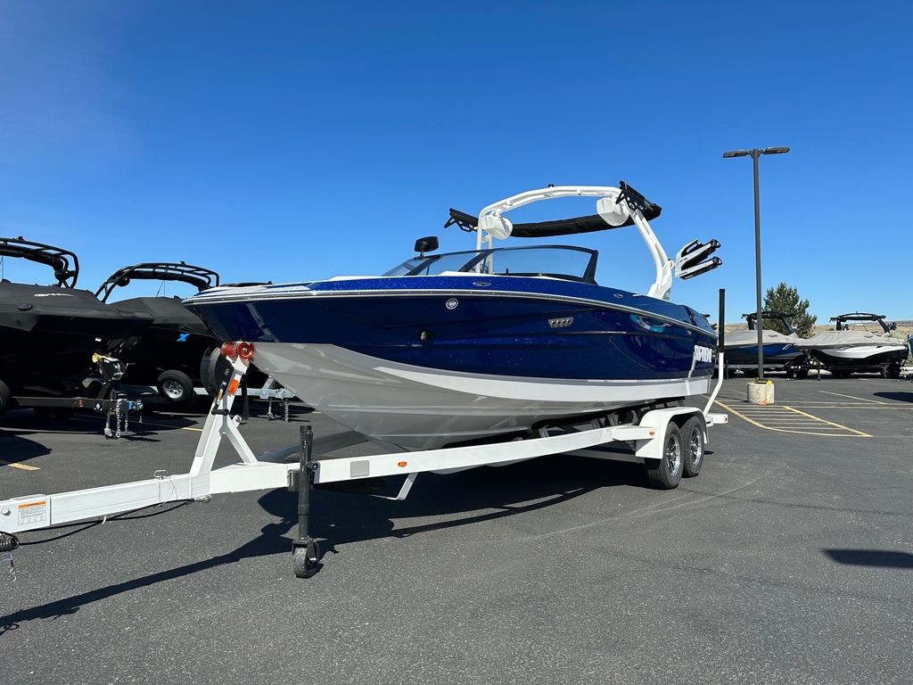 2024 Supreme Boats S220