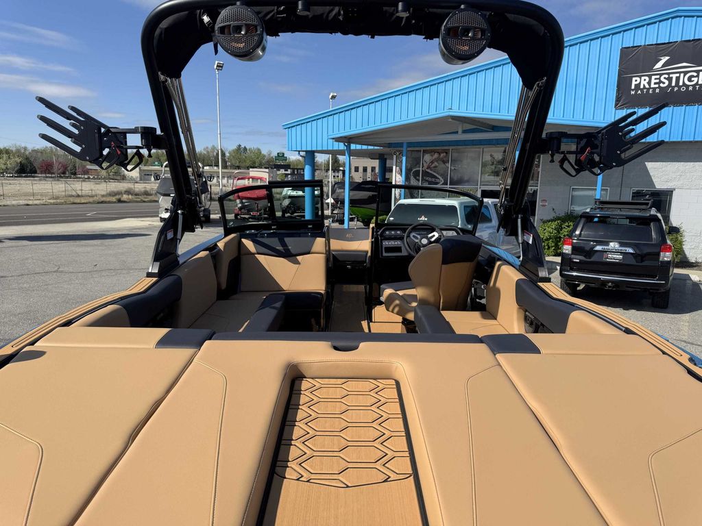 2025 MasterCraft NXT22